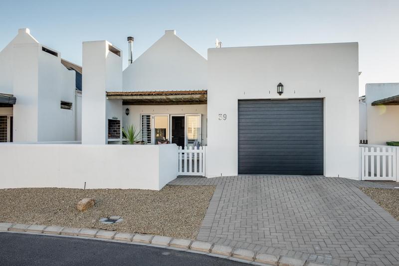 2 Bedroom Property for Sale in Britannia Bay Western Cape